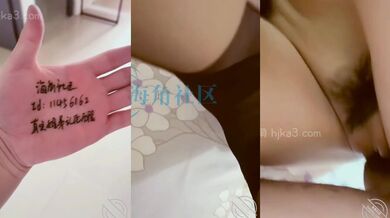 【原创】姐姐穿学院风齐逼小短裙加黑丝袜勾引我，黑丝足交抽打抠逼。